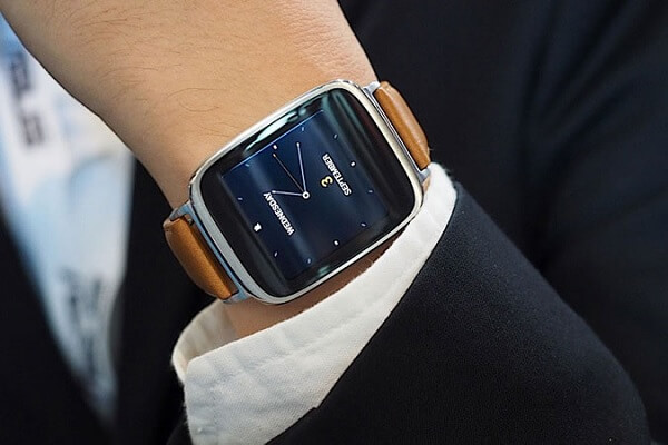 Description: Jam Tangan Pintar