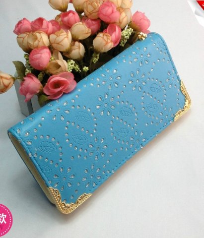 Description: https://ds393qgzrxwzn.cloudfront.net/resize/m720x480/cat1/img/images/0/GWducVtLKs.jpg